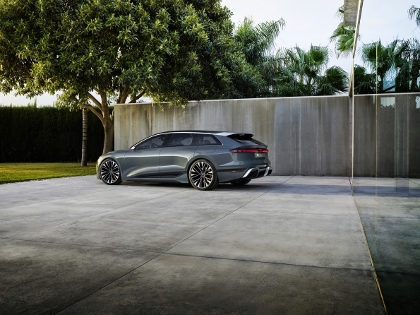 Audi A6 Avant e-tron concept