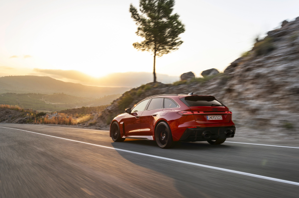 The new Audi RS 5 Avant