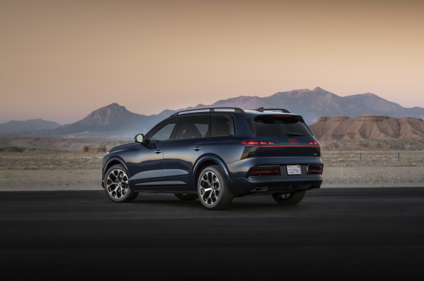 Audi Q9 - outdoor