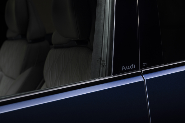 Audi Q9 - on location