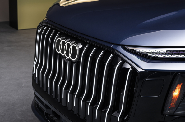 Audi Q9 - on location